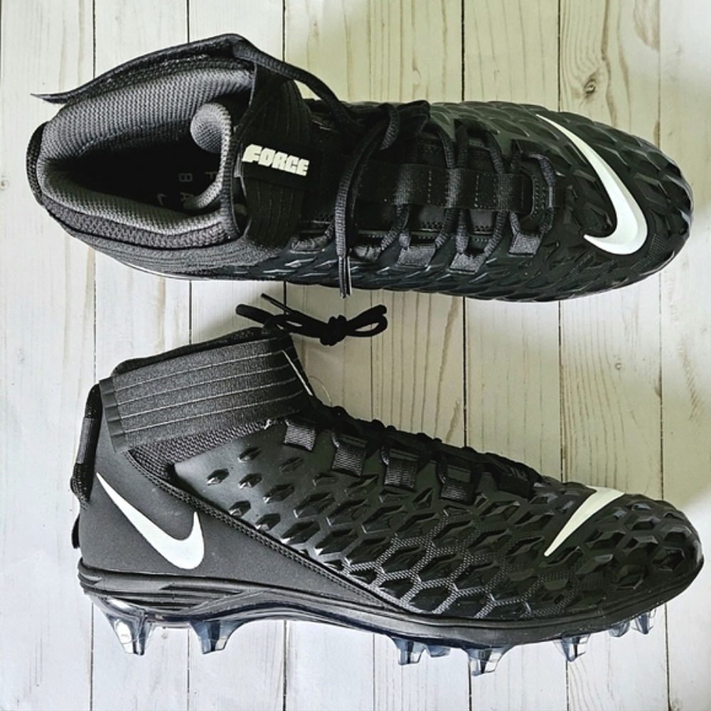 New Nike Force Savage Pro 2 Men's Size 16 Football Cleats Black White AH4000-002